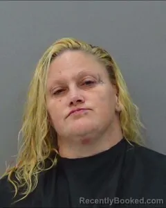Mugshot of KELLI HUBBLE