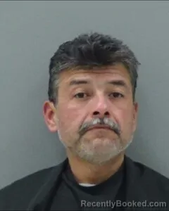 Mugshot of JOEL FLORES