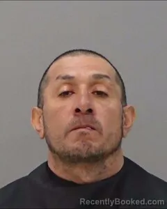 Mugshot of RAYMOND HERNANDEZ