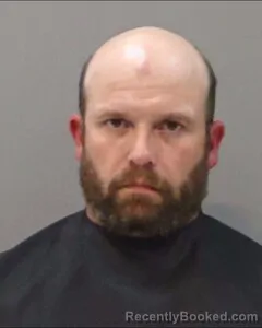 Mugshot of MATTHEW HARRIS