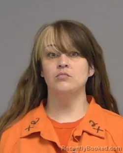 Mugshot of LESA-JO DANIELLE SIMMONS