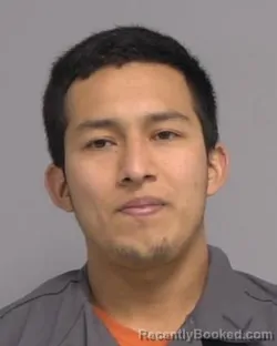 Mugshot of VICTOR MANUEL VASQUEZ RIVERA