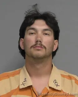 Mugshot of ZAKKARY SCOTT LEVERETT