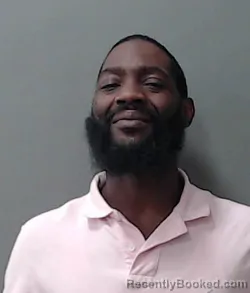 Mugshot of Corey Tremaine Small