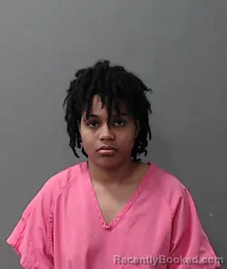 Mugshot of Deja Janay Thompson