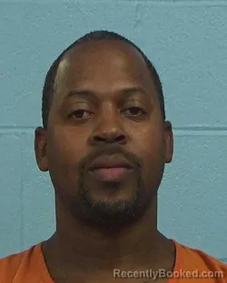 Mugshot of Darron Wayne Henderson