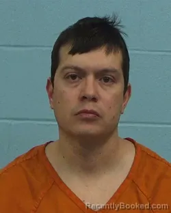 Mugshot of Eric Mendoza