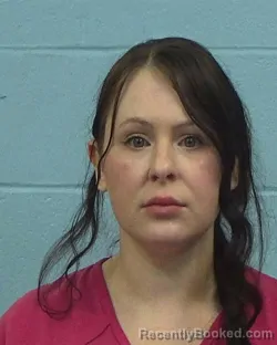 Mugshot of DANIELLE LEE QUINN