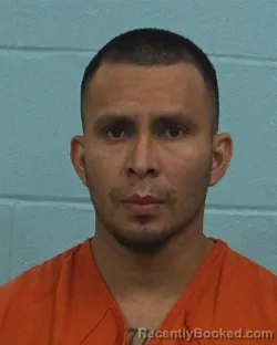Mugshot of Roberto Carlos Chevez Chavez