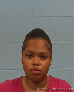 Mugshot of Nevaeh Davenport