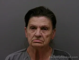 Mugshot of DONNA JO HILTON
