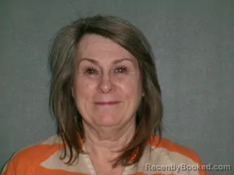 Mugshot of MICHELLE LAVONNE RUTLEDGE