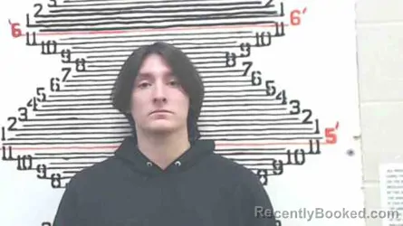 Mugshot of Adan Johnathon Holguin