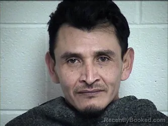 Mugshot of SAUL RIVERA SARMIENTO