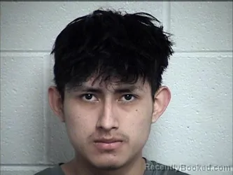 Mugshot of GENSER ADONAI SUCHITE GUTIERRES