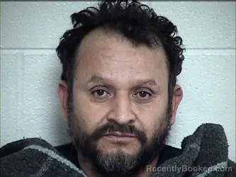 Mugshot of TOMAS ALDANA-OLIVA