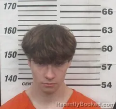 Mugshot of BRAXTON G SIMON