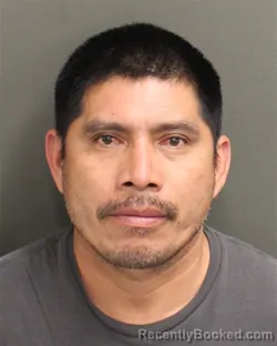 Mugshot of MIGUEL PEREZHERNANDEZ