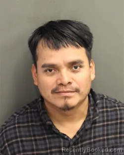 Mugshot of VICTOR HUGO LOPEZRAMOS