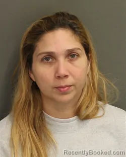 Mugshot of HELYK OLIVEIRADECASTRO