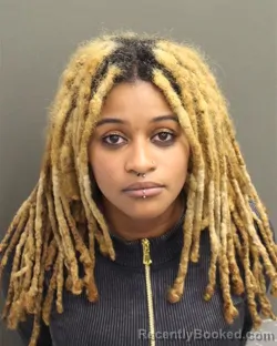 Mugshot of AOLANNI LANIA DAVIS