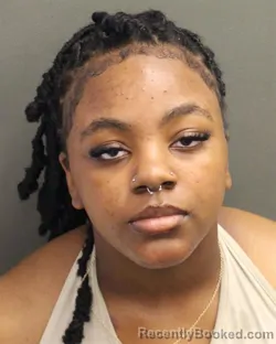 Mugshot of LANAI TAYNESHA EL