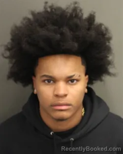 Mugshot of JAYLEN KENIJAY HOLLIS