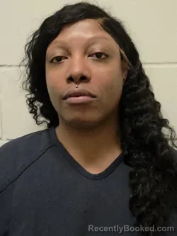 Mugshot of MARQUELA BROWN