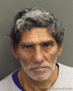 Mugshot of CESAR DRAGOMENDEZ