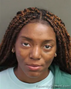 Mugshot of TASHIYA SHANTERIA SANDERS
