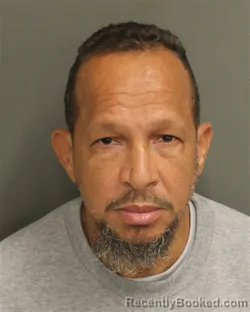 Mugshot of VICTOR MANUEL SUSANACASTRO