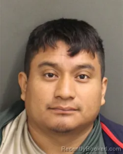 Mugshot of VICTOR DANIEL RUIZHERNANDEZ