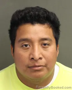 Mugshot of ARTURO RUIZGOMEZ