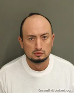 Mugshot of ANDRES EVELIO VELASCODIAZ