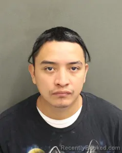 Mugshot of OLIVER ADRAIN ROBLEROMARTINEZ