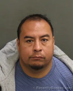 Mugshot of REGOBERTO MARTINEZRESENDIZ