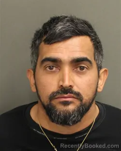 Mugshot of CARLOS GREGORY HERNANDEZ