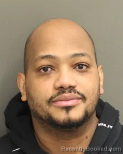 Mugshot of RAMON EMMANUEL GIRONNOYOLA