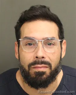 Mugshot of JOHAN TABARESGORDILLO