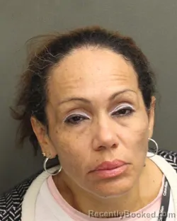 Mugshot of MARIA IVELISSE ARROYOBURGOS