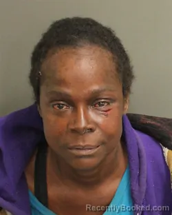 Mugshot of LASHAWN TAYLOR