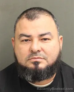 Mugshot of MANUEL HERNANDEZESQUIBEL