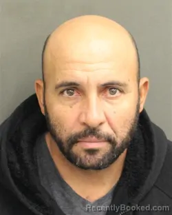 Mugshot of VINCENTE DE PAULA LOPES