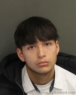 Mugshot of ANGEL CAMILO MUNOZCHAVES