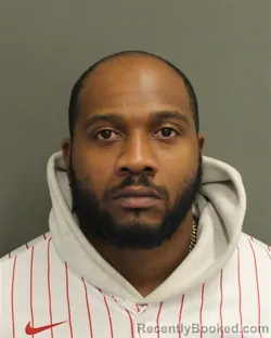 Mugshot of MICHAEL TRAVIS JR WILLIAMS