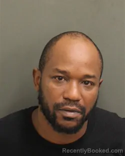 Mugshot of TOMMIE S HENRY