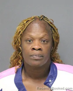 Mugshot of ACQUANETTE LAQUANA BENJAMIN
