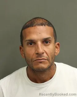 Mugshot of MOISES ABRAHAM SERRANOTORRES