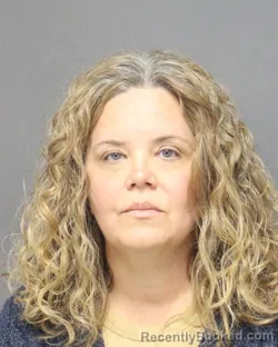 Mugshot of GRISELLY DIAZMEDINA