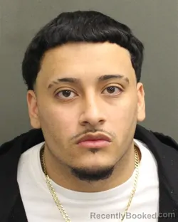 Mugshot of JOVANNY UZUIEL ROMERO
